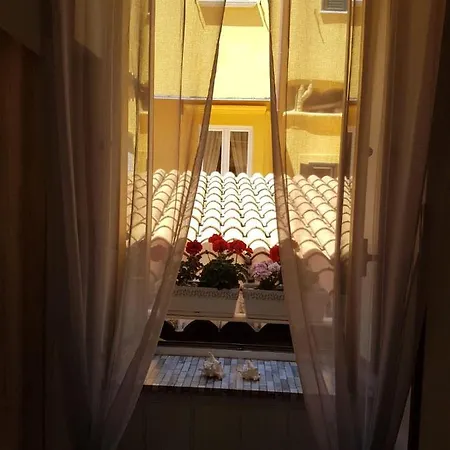Appartamento Balconi Su *